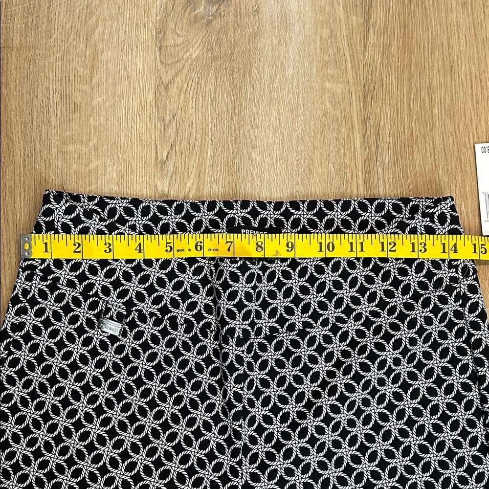 Premise Stylish Black and White Women's stretch cropped Pants - Picture 8 of 9